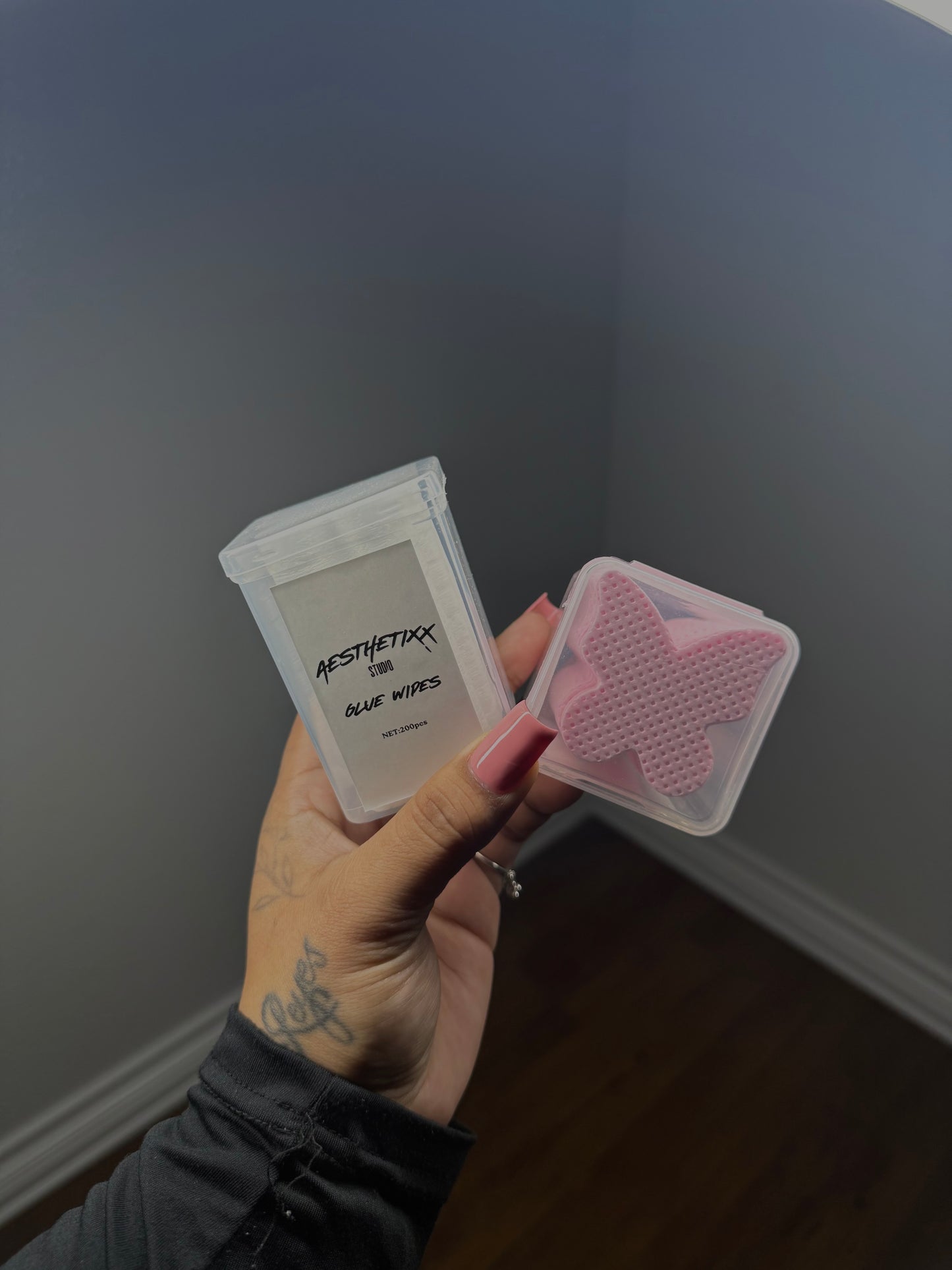 Glue Wipes