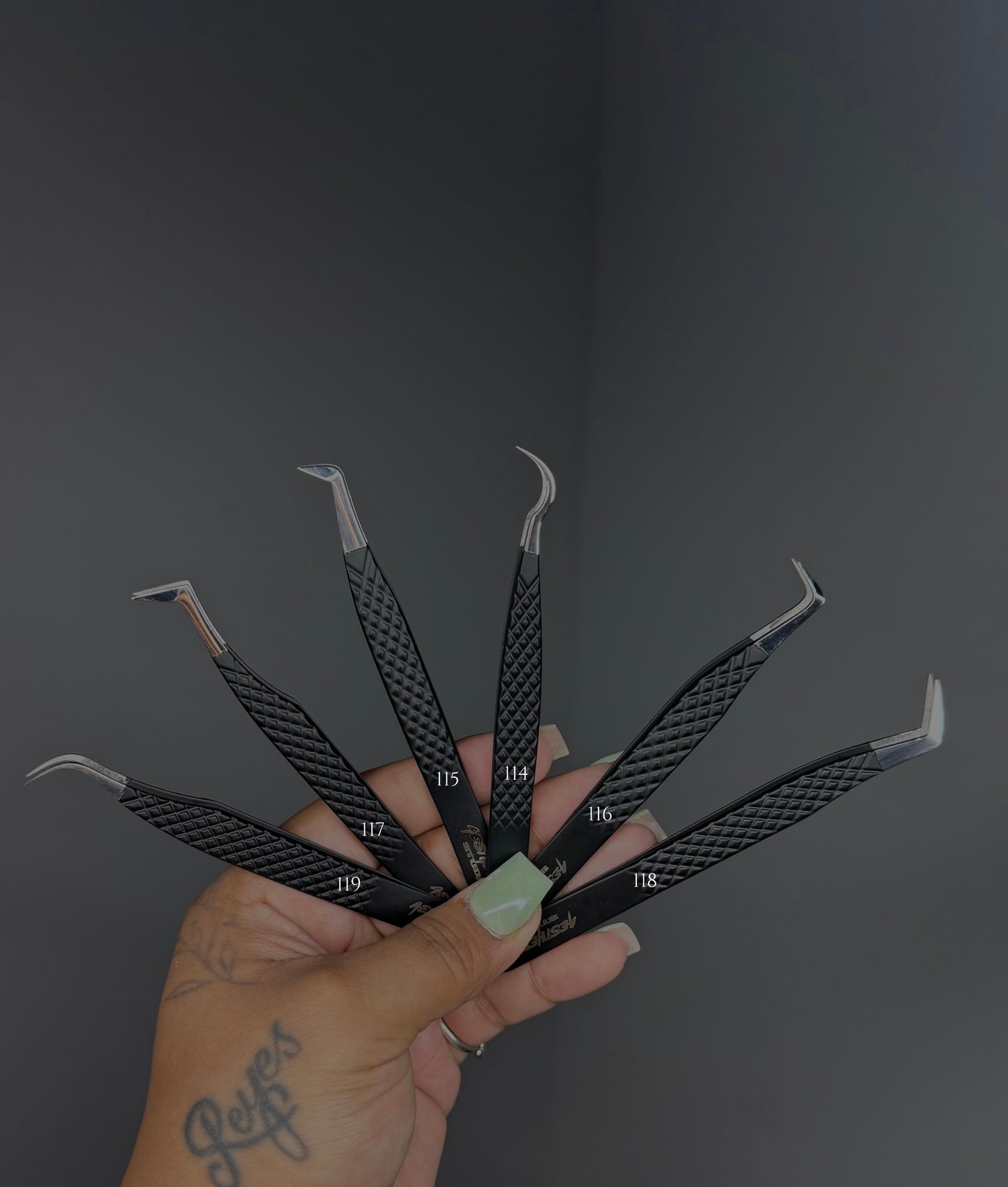 Raven Tweezers