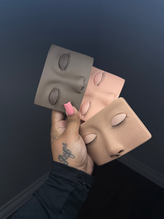 Lash Mannequin ￼